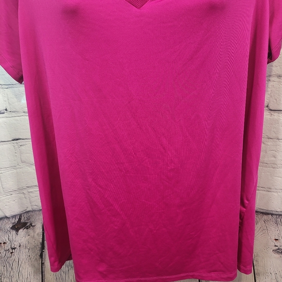 Torrid Magenta Active Tee - Picture 6 of 7